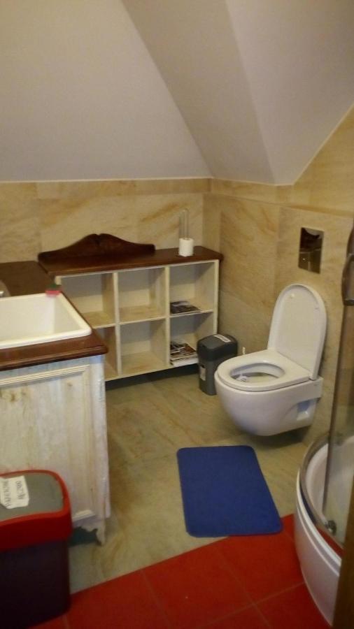 Twoj Azyl Villa Swidnik  Luaran gambar